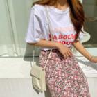 Short-sleeve Lettering T-shirt / Floral Midi A-line Skirt