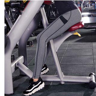 Sport Set: Tank Top + Yoga Pants
