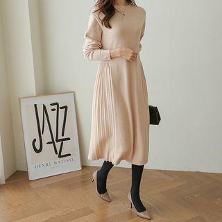 Crew-neck Pleated-panel Knit Dress