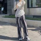 Plain Knitted T-shirt / Loose-fit Print Pants