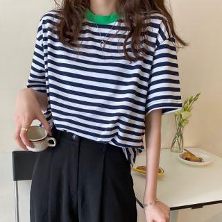 Striped Short-sleeve T-shirt 492 - Stripes - Black & White - One Size
