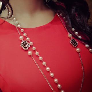 Layered Faux-pearl Rose Necklace