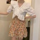 Short-sleeve Ruffle Cropped Blouse / Flower Print Mini A-line Skirt