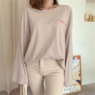 Wide-sleeve Lettered T-shirt