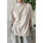 Short-sleeve Mock-neck Napped Top