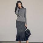 Set: Knit Pullover + Pleated Mid Skirt