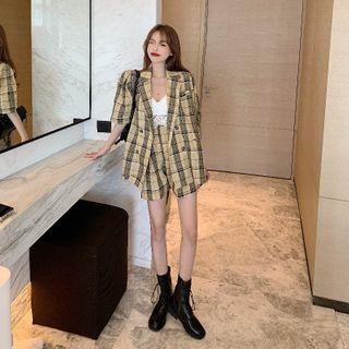Plaid Short-sleeve Blazer / Plaid Shorts