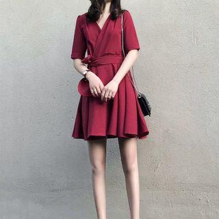 Elbow-sleeve Plain Strappy V-neck Mini Dress