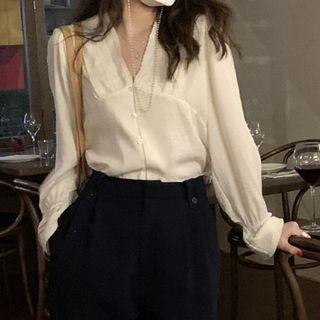 Long-sleeve V-neck Simple Shirt