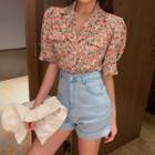 Short-sleeve Floral Loose-fit Blouse