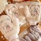 Bear Embroidered Fluffy Gloves