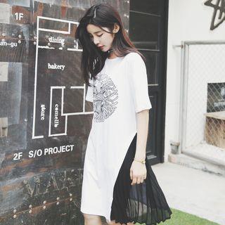 Mock Two Piece Printed Elbow Sleeve Midi T-shirt Dress