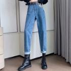 Set: Straight-fit Jeans + Belt