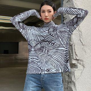 Turtleneck Zebra Print T-shirt
