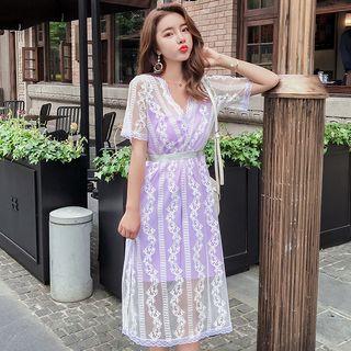 Set: Plain Slipdress + V-neck Lace Short-sleeve Dress