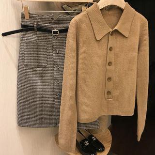 Collared Cardigan / Houndstooth A-line Skirt