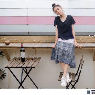 Short Sleeve V-neck Color Block Midi Shift Dress