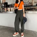 Short Sleeve Cropped T-shirt / Striped Sweatpants