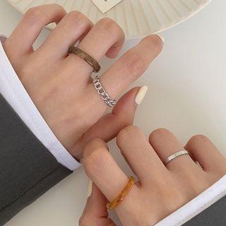 Set Of 4 : Acrylic / Alloy Ring (assorted Designs) 1608a - Set Of 4 Pcs - Dark Gray & Brown - One Size