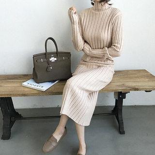Set: High-neck Ribbed Knit Top + Long Skirt
