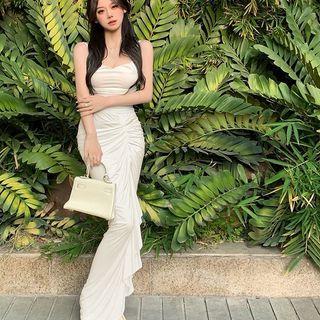 Plain Tank Top / High-waist Plain Pleated Skirt