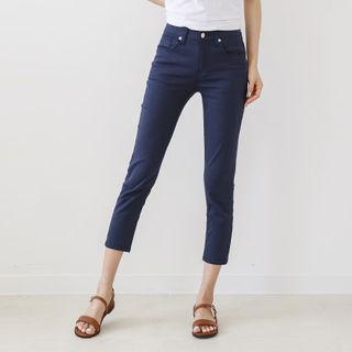 Hidden Band-waist Cropped Pants