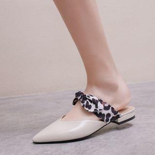 Pointed Leopard Print Strap Mules