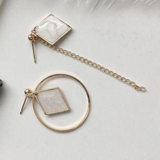 Non-matching Glaze Rhombus Dangle Earring
