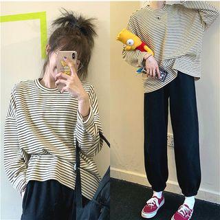 Striped Long-sleeve Loose-fit T-shirt / Plain Jogger Pants