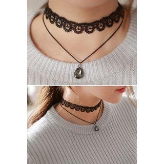 Laced Layered Choker