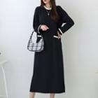 Contrast-trim Dual-pocket Long Dress