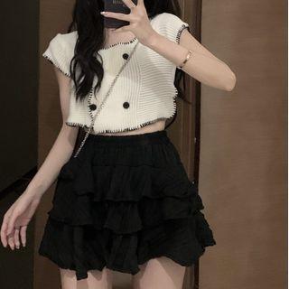 Sleeveless Cropped Knit Top / Tiered Mini A-line Skirt