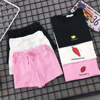 Set: Carrot Print Short-sleeve T-shirt + Shorts