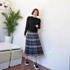 Plaid Knit A-line Long Skirt