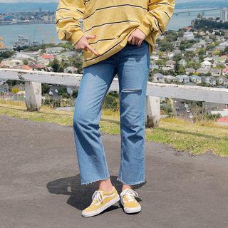 Slashed Fray-hem Wide-leg Jeans