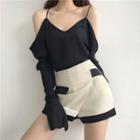 Long-sleeve Cold Shoulder V-neck Top / Contrast Trim Mini Skort