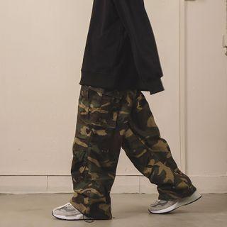 Wide Leg Camouflage Print Cargo Pants