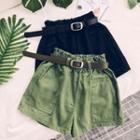 Dual-pocket Wide Leg Shorts