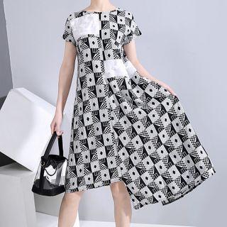 Asymmetric Printed Panel Short-sleeve Midi A-line Dress Black - One Size