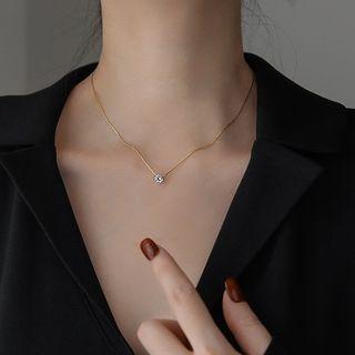 Stainless Steel Rhinestone Pendant Necklace Nude Rhinestone Necklace - One Size