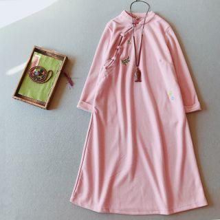 Long-sleeve Flower Embroidered Hanfu Dress