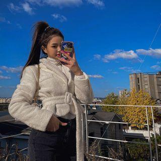 Padded-shoulder Cropped Jacket With Belt