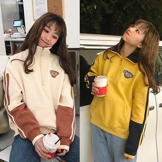 Panel Turtleneck Long-sleeve Sweatshirt