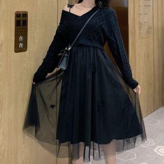 V-neck Chunky Knit Sweater / Mesh Panel Spaghetti Strap Dress