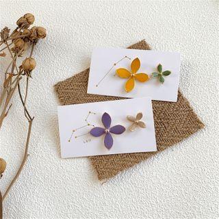 Non-matching Glaze Flower Dangle Earring