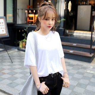 Round-neck Boxy-fit Colored T-shirt