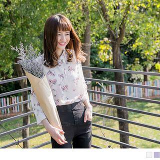 Botton Front Chiffon Floral Print Blouse