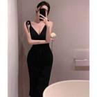 Sleeveless Side-slit Deep V-neck Midi Dress Black - One Size