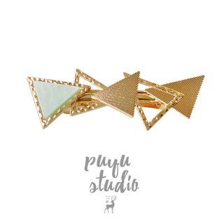 Alloy Triangle Hair Clip Green - One Size