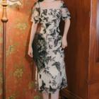 Short-sleeve Square-neck Midi Lace Dress